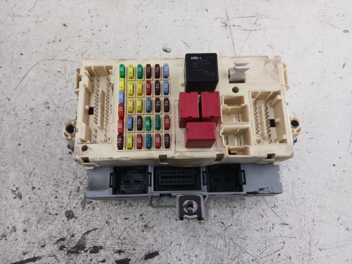 ALFA ROMEO 159 1.9 JTD fuse box C144