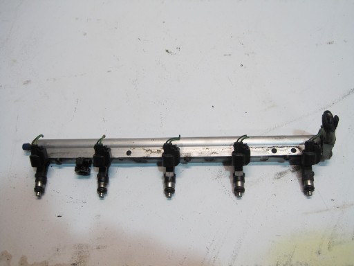 Rampe injection VOLVO 2,5i 0280158096