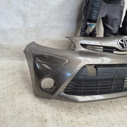 TOYOTA AYGO and LIFT 12-14 bumper front front