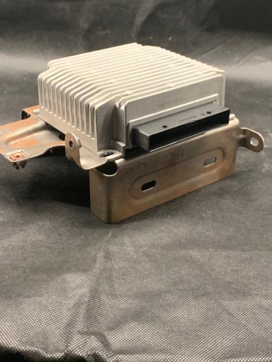 1007457-02-C - Підсилювач Tesla Model S amplifier 1004833-10-A