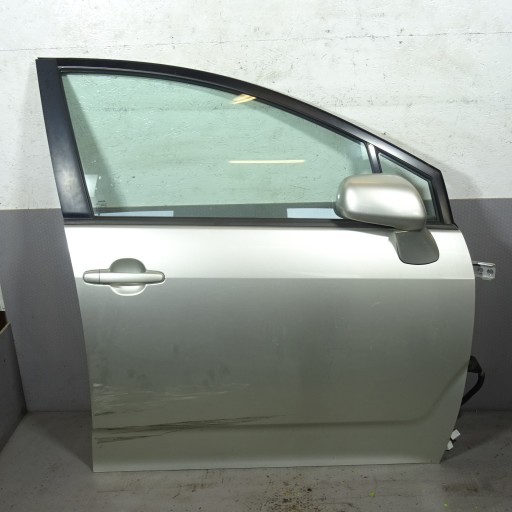 TOYOTA COROLLA VERSO ДВЕРЬ ПЕРЕДНЯЯ СПРАВА 1C0