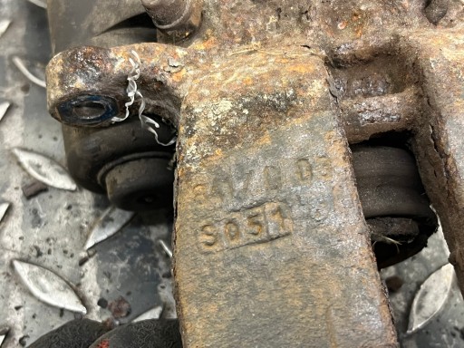 caliper brake left rear part rear VOLVO XC70 II 2.4 D4