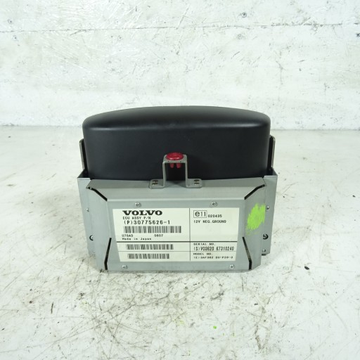 VOLVO S60 and LIFT display 30775626-1
