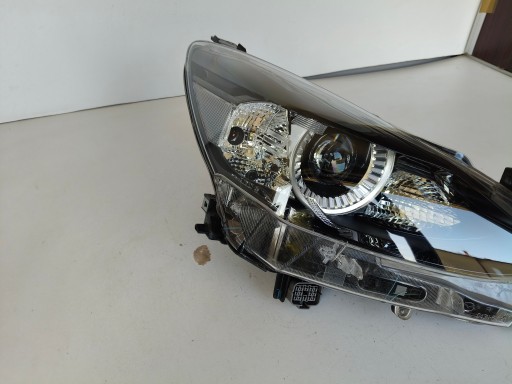 light right REFLEKTOR MAZDA 2 20- LIFT FULL LED 13 PIN