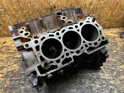 9X2Q-6015-CC, 9X2Q-6015-CC - Блок двигуна jaguar land rover 3.0d 306dt