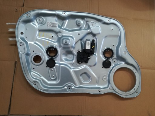 082470-1H020 - Kia ceed i 2006 - 2012 лівий передній склопідйомник