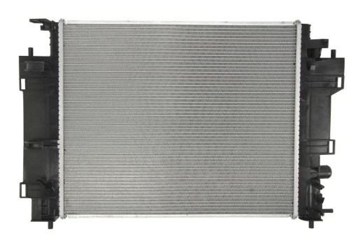 Радіатор двигуна nissens 637662
