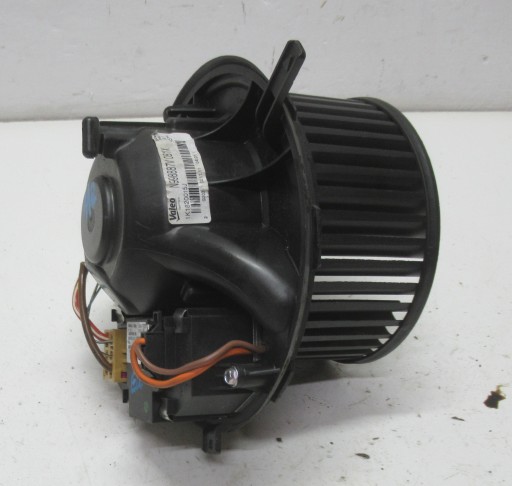 AUDI Q3 11R tOPENÍ ventilátor 1K1820015J