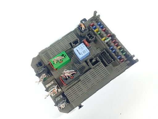 Module Module fusibles OE 9637466180 Citroen C5 01-04