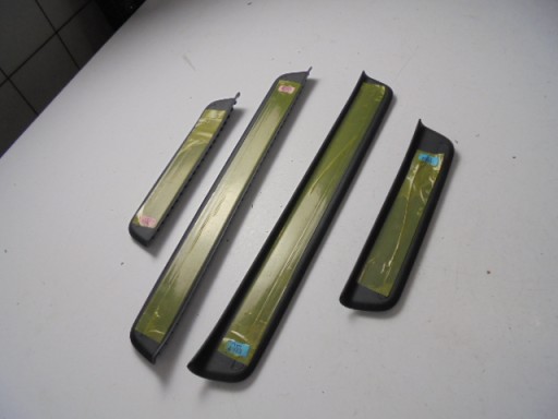 СМУЖКИ НА БІКОВІ НАКЛАДКИ KIA EV6 ELECTRYK 21 РІВ