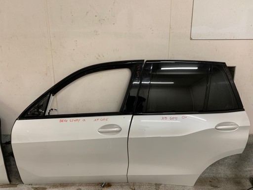 Bmw x5 g05 ліві задні двері європа в зборі