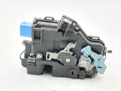 VW Touran and lock door right rear part 7 PIN