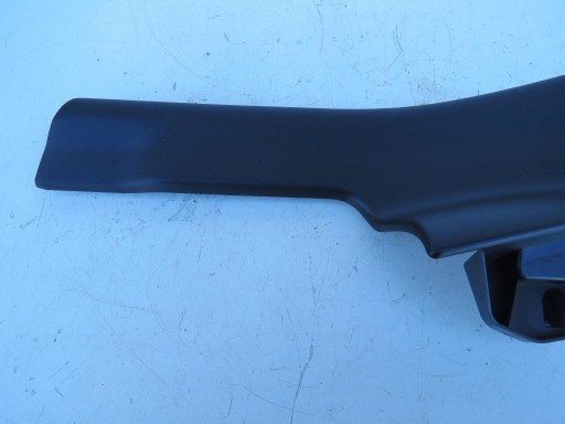 cover of the threshold right rear VOLVO S60 II V60 and 2.4 D5 215KM 10-18r 31348251