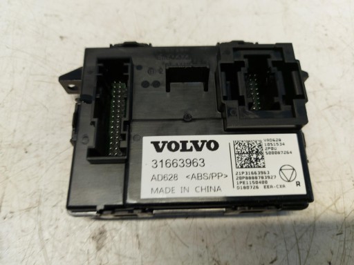 VOLVO XC40 Module Unité de contrôle Console 31663963