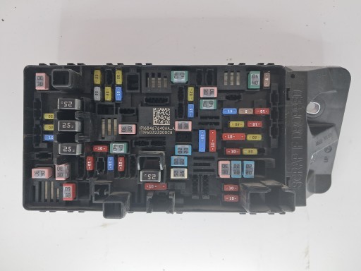 68467640AA, - Dodge ram 19 - блок запобіжників 68467640aa сша