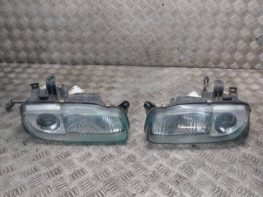 světlo levý předek + pravý předek MAZDA 323F BA DEPO