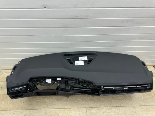 BMW X1 U11 2022 dashboard instrument panel leather black