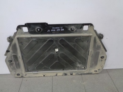 A2473431700 - КРИШКА АККУМУЛЯТОРНОЇ БАТАРЕЇ MERCEDES GLA H247 1.3 HYBRID 2019-