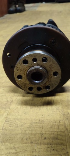 crank Z22YH Opel 2.2 Direct Signum Vectra C Zafira B 55561189