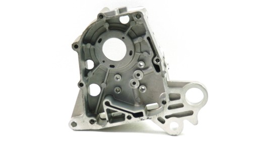2078704025283 - Картер двигателя правый для скутера Ураган 1