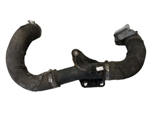 trouba vedení intercoolera A4 B8 8K0145673E
