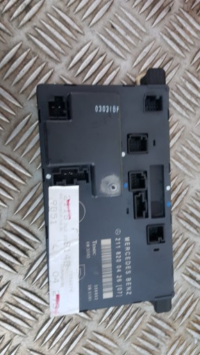 MERCEDES W211 module door right front 2118200426
