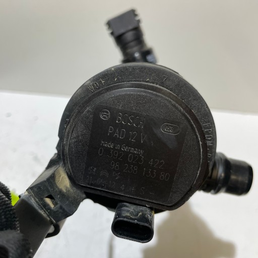 PEUGEOT 3008 II HYBRYDA WATER PUMP 9823813380