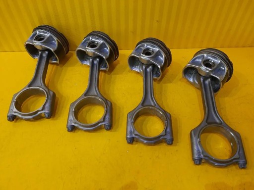 BMW 1 F40 2.0 поршень шатун B48