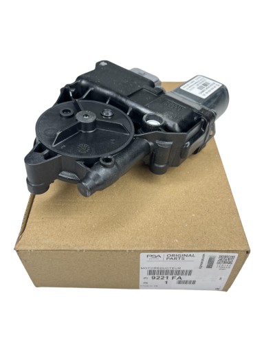 Двигатель левого стеклоподъемника oe peugeot 308 cc 9221fa