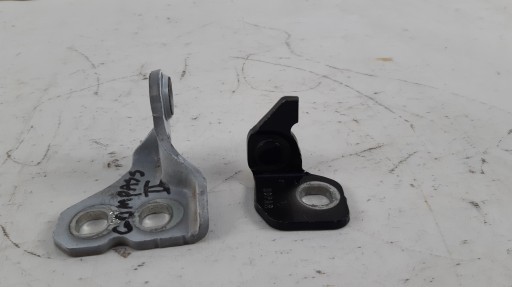 JEEP COMPASS II 17-ПЕТЛЯ ДВЕРЕЙ ЛІВА ПЕРЕДНЯ ГОРА