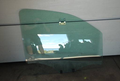 СТЕКЛО ПЕРЕДНЕЙ ПРАВОЙ ДВЕРИ EXPERT SCUDO JUMPY III