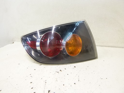 light rear left z of a fender Mazda 3 BK sedan 2006r.