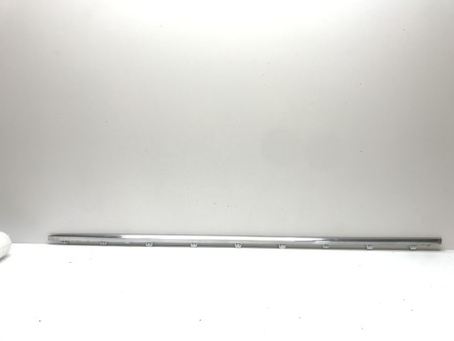 MERCEDES W213 ХРОМИРОВАННАЯ ПОЛОСКА A2136980262