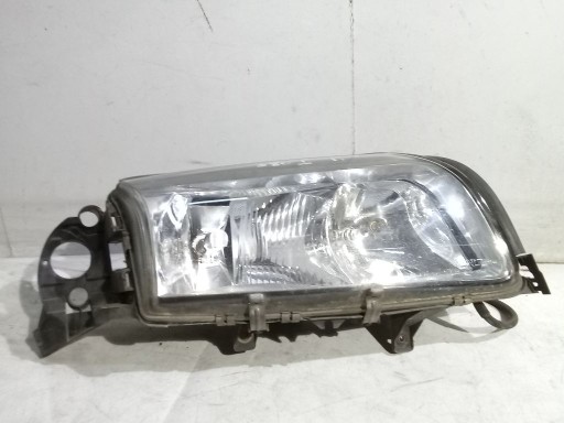 Volvo S80 and light right front front EU