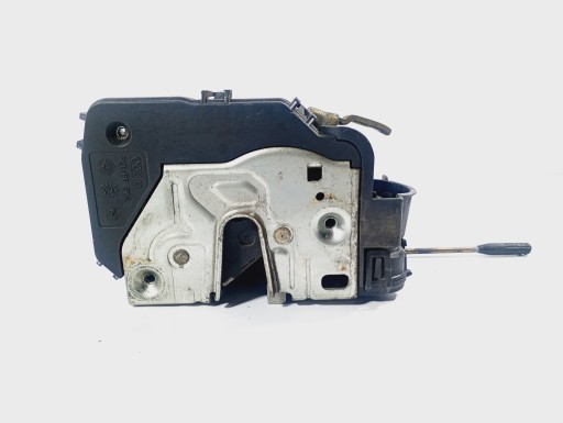 lock door of left front Mercedes C W203 01-07