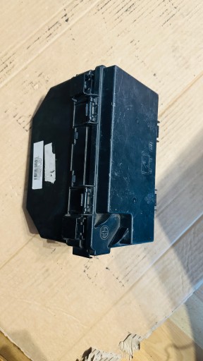 04692290AC - Блок предохранителей chrysler voyager 28 crd 08