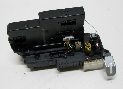 MERCEDES W212 LIFT E KLASA 13R module control unit SAM 2129009822
