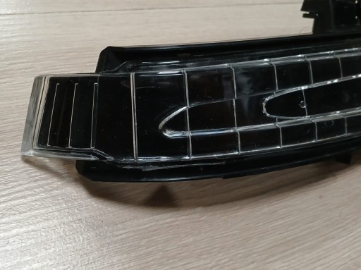 MERCEDES W176 W246 W204 W212 C218 C117 indicator of the right mirrors OE