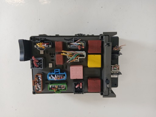 RENAULT LAGUNA II ESPACE IV compartment of fuses UCH 8200315964