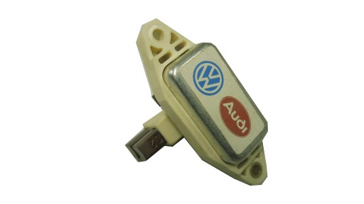 0709038030 - Регулятор напряжения vw golf lt t3 070903803a oem