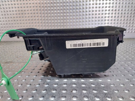 CASSETTO PORTAOGGETTI TUNELU LADOWARKA INDUKCYJNA 8782147 9321368 BMW 7 G11 G12
