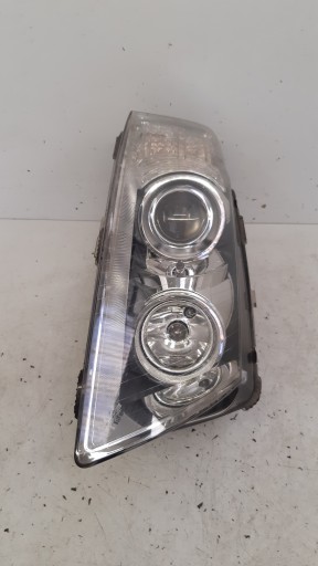 light xenon skretna right front Hella europa Audi A8 D3