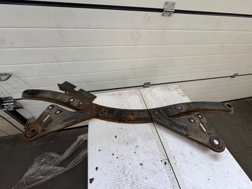 Stütze träger SANEK FORD FOCUS MK3