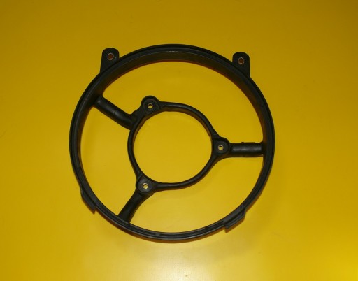 bracket holder of a fan radiator of the air conditioning AUDI A8 D2 3.7 V8 230KM