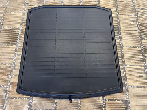ГУМОВИЙ КИЛИМОК В БАГАЖНИК OCTAVIA IV 4 SEDAN ОРИГ