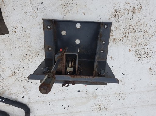 ЛІФТ ВІШАЛКА ЗАПАСНОГО КОЛЕСА DAF 55 LF