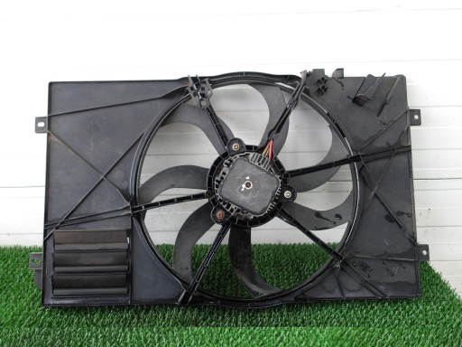 VW GOLF V 1.6 FSI ventilátor chladiče obal OE