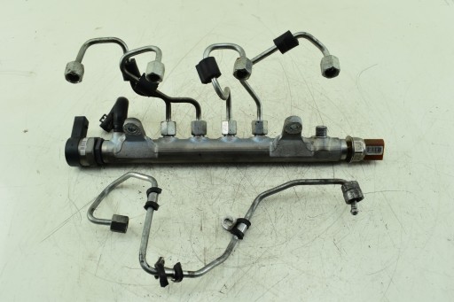 rampa iniezione VW PASSAT B7 GOLF VI AUDI A3 8P 2.0 TDI 03L130089