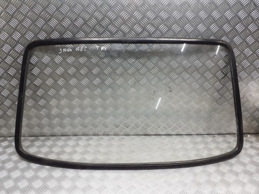 ЗАДНЄ СКЛО SKODA 105 S