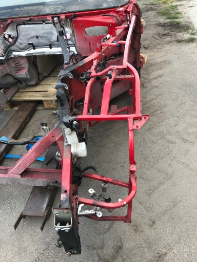 1102 - FERRARI FF УСИЛИТЕЛЬНОЕ КРЫЛО ЛЕВОЕ 2012